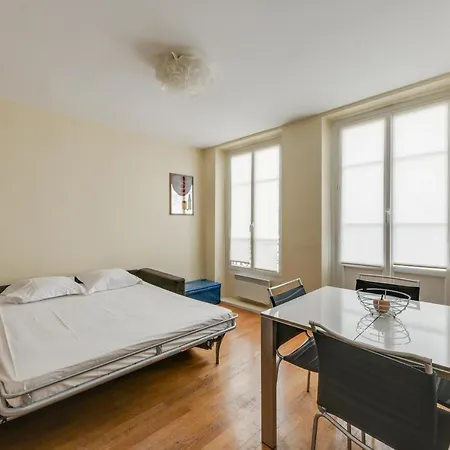Chatelet, Rue Saint Denis 25 - Id 308 Appartamento *